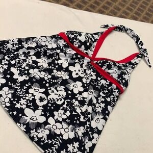 Liz Lange Maternity Swim Top in Size Small. EUC.​